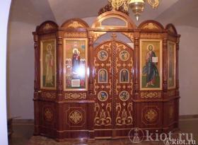 Крестильный деревянный иконостас. Храм г.Долгопрудный Крестильный деревянный иконостас. Храм г.Долгопрудный