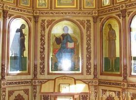 Иконостас деревянный в часовню Иконостас деревянный в часовню
